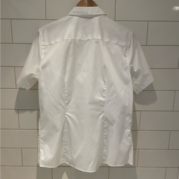 Eddie Bauer Women’s Tall-Large Wrinkle-Free Short Sleeve Shirt- White - Picture 2 of 4